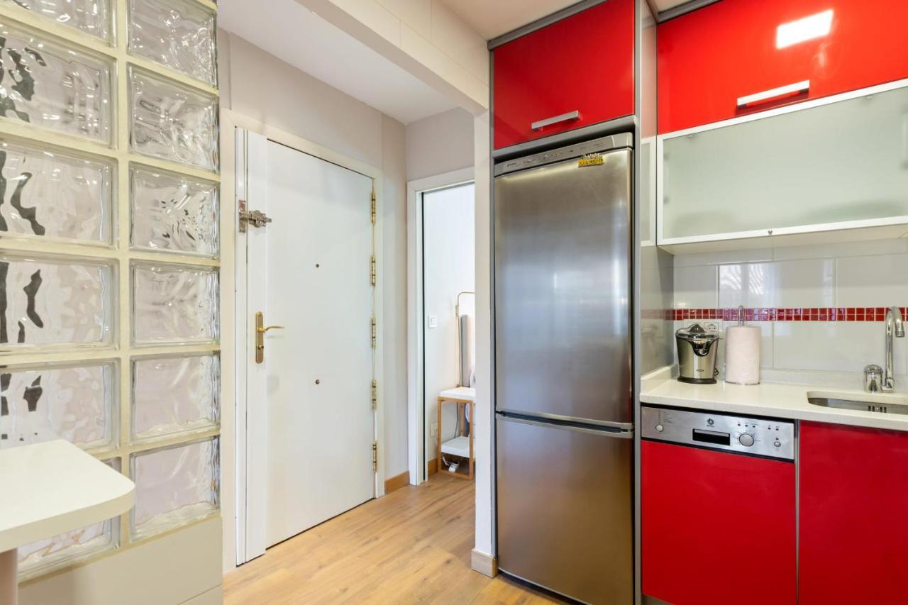Elegant 1 Bedroom Apartment In The Heart Of Centro Madrid Bagian luar foto